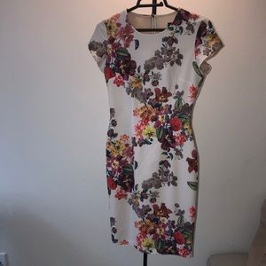 Sale❗️🖤Floral mini dress body shape